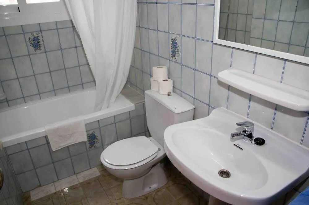 Apartamentos Charlys Can Picafort Spain
