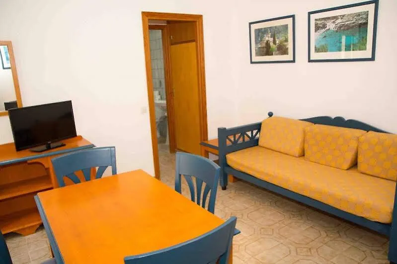 Apartamentos Charlys Can Picafort Apartment